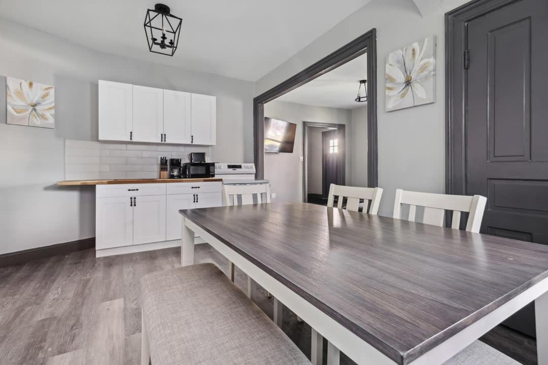 Spacious 6Br 2Ba Minutes For The Falls & Casino Ниагара-Фолс Экстерьер фото