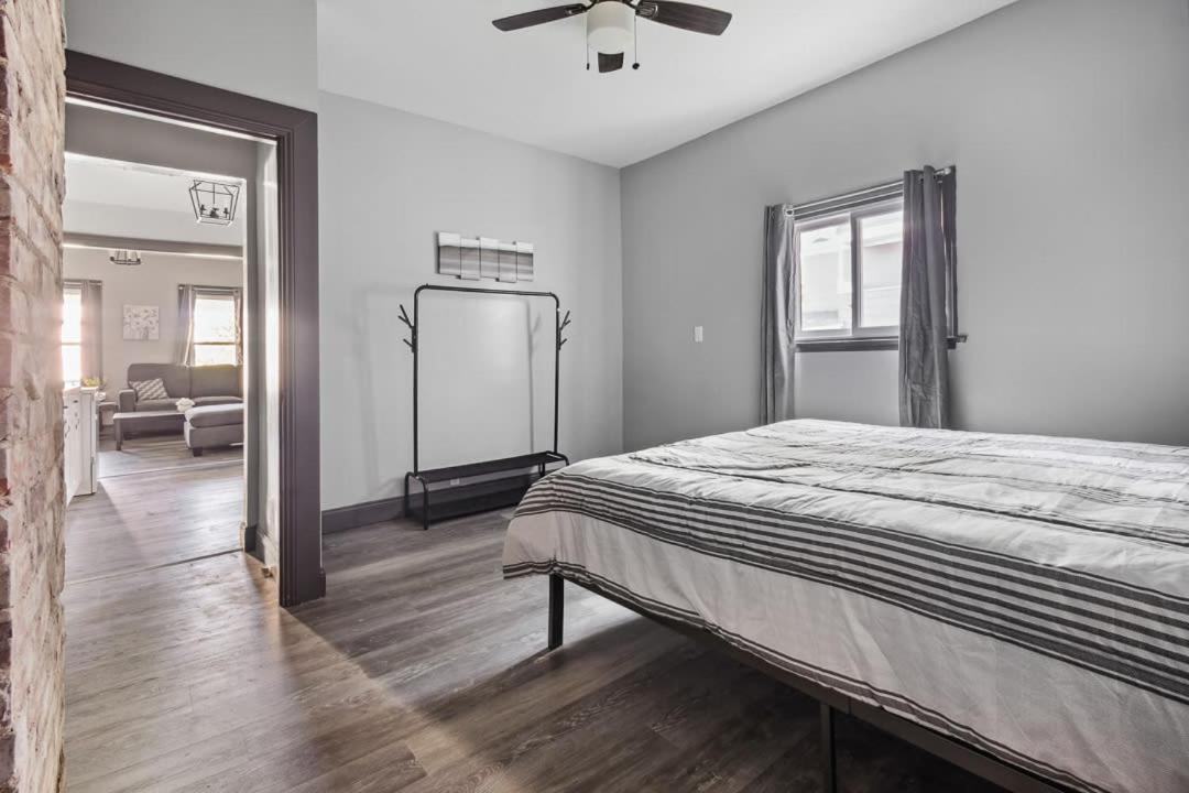 Spacious 6Br 2Ba Minutes For The Falls & Casino Ниагара-Фолс Экстерьер фото