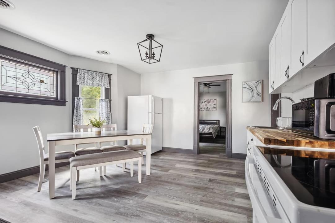 Spacious 6Br 2Ba Minutes For The Falls & Casino Ниагара-Фолс Экстерьер фото