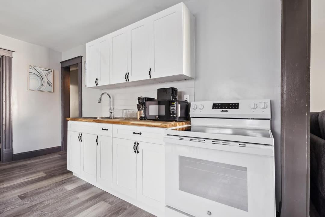 Spacious 6Br 2Ba Minutes For The Falls & Casino Ниагара-Фолс Экстерьер фото